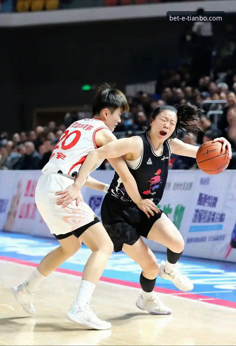 四川女篮总决赛G1大胜复盘：解析碾压式胜利的三大实用技巧